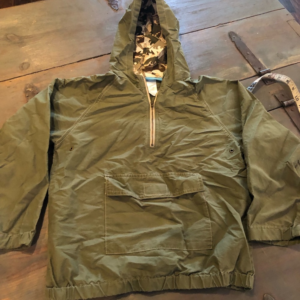 Boys sz7 Gymboree windbreaker/rain coat